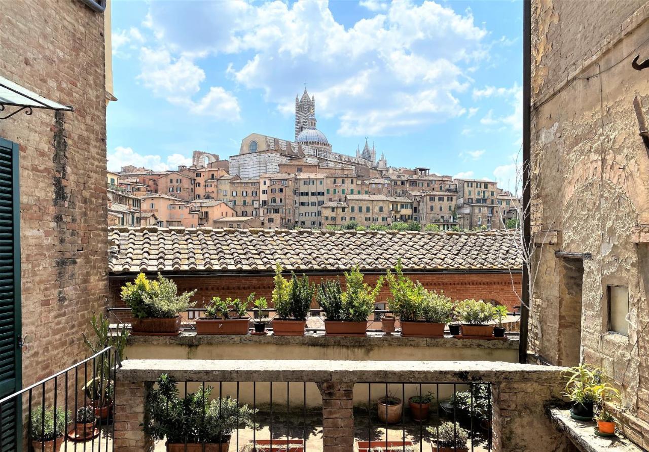Camporegio 31- In Centro Con Vista Sul Duomo Siena Eksteriør bilde
